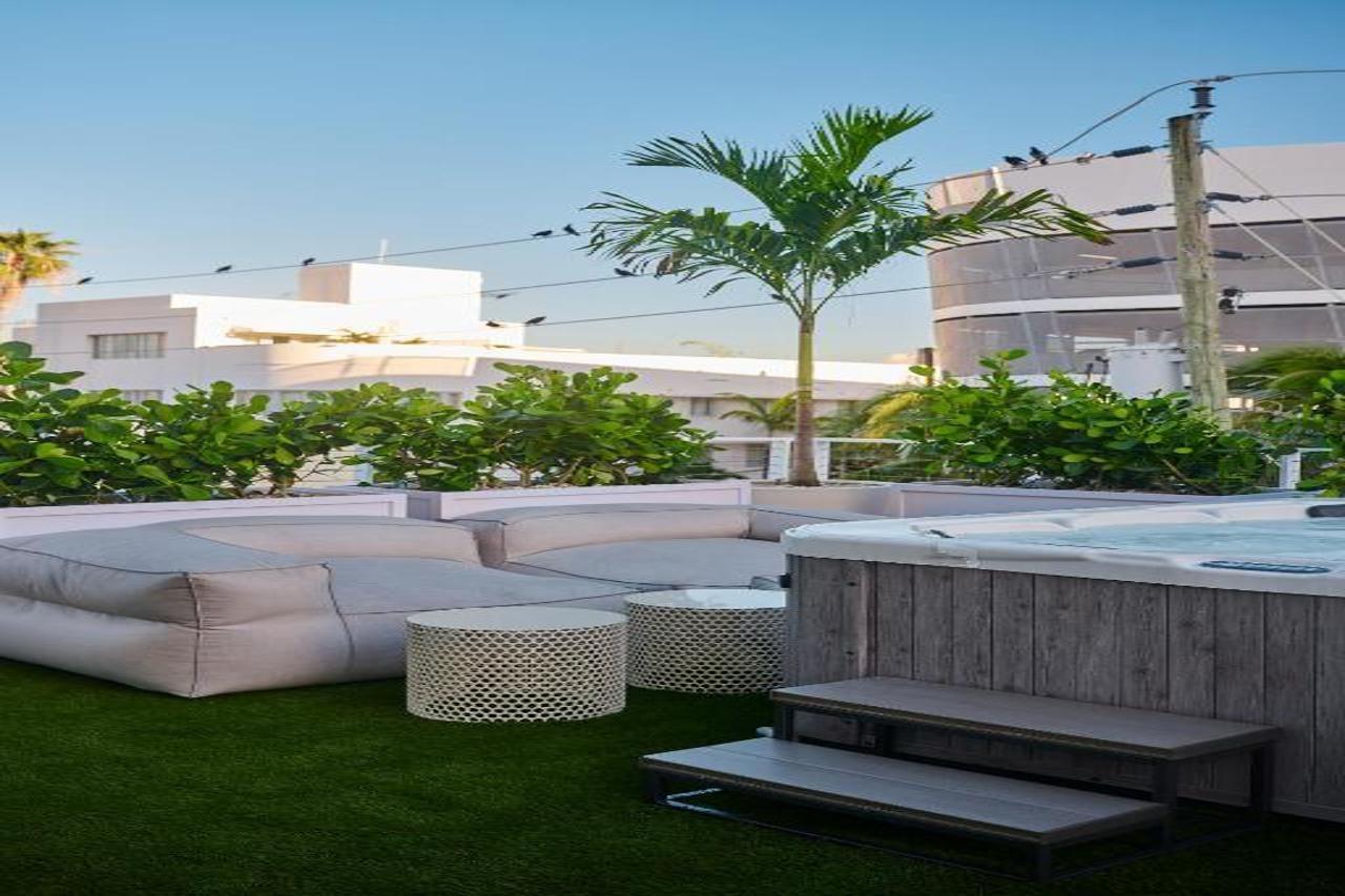 Hotel Greystone - Adults Only ميامي بيتش المظهر الخارجي الصورة